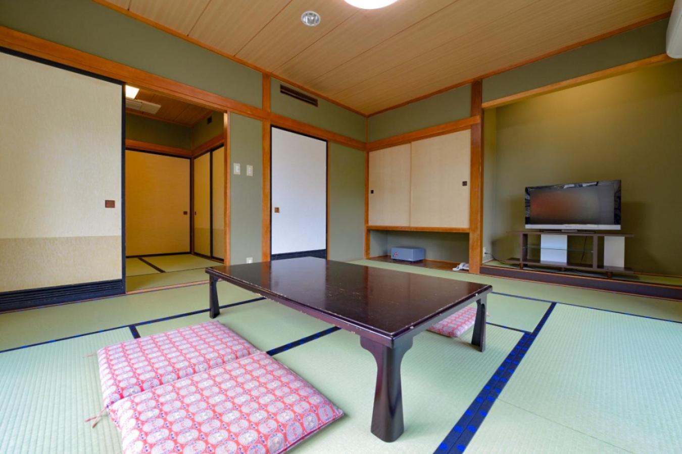 Ooedo Onsen Monogatari Shinshu Kakeyu Hotel Ueda Szoba fotó