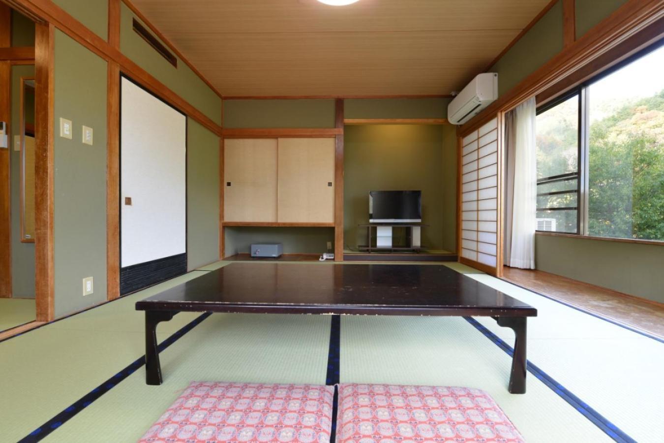 Ooedo Onsen Monogatari Shinshu Kakeyu Hotel Ueda Szoba fotó