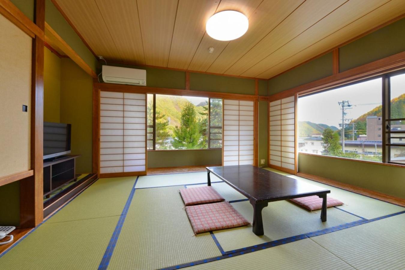 Ooedo Onsen Monogatari Shinshu Kakeyu Hotel Ueda Szoba fotó