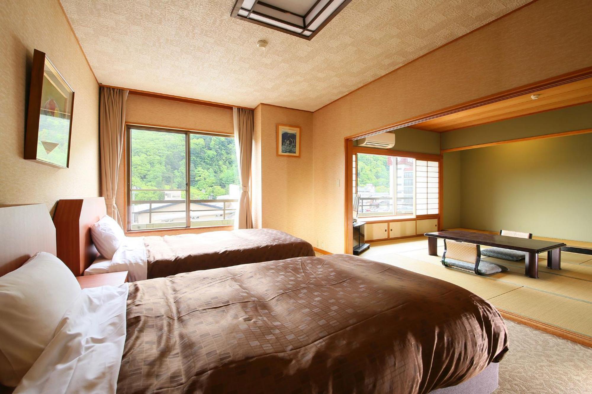 Ooedo Onsen Monogatari Shinshu Kakeyu Hotel Ueda Kültér fotó
