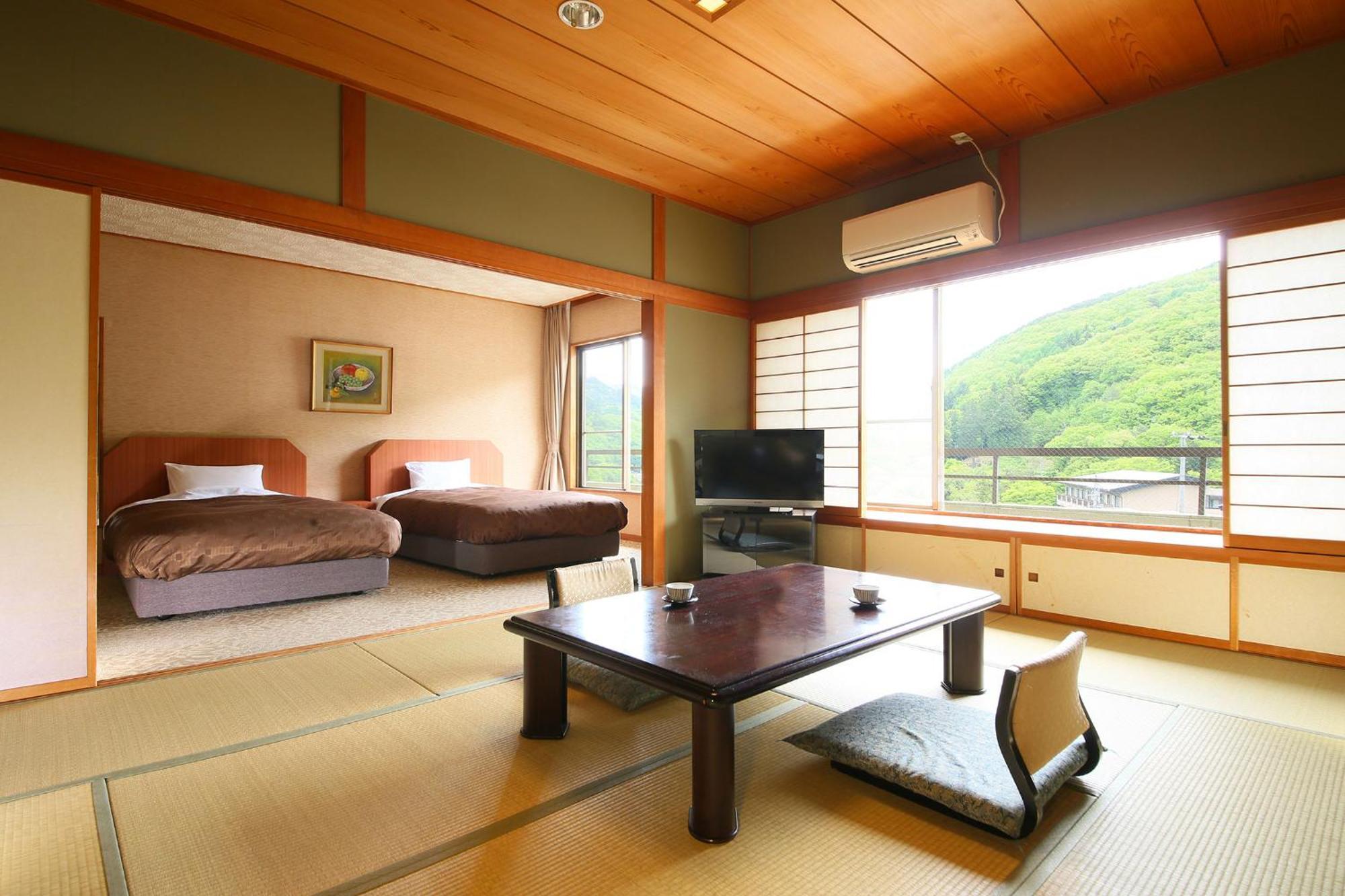 Ooedo Onsen Monogatari Shinshu Kakeyu Hotel Ueda Kültér fotó